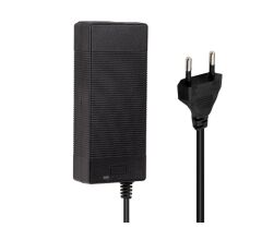 WEKO 16.8 VOLT - 3 AMPER 5.5*2.5 UÇLU KIRMIZI YEŞİL LEDLİ MASA TİPİ ŞARJ ADAPTÖRÜ